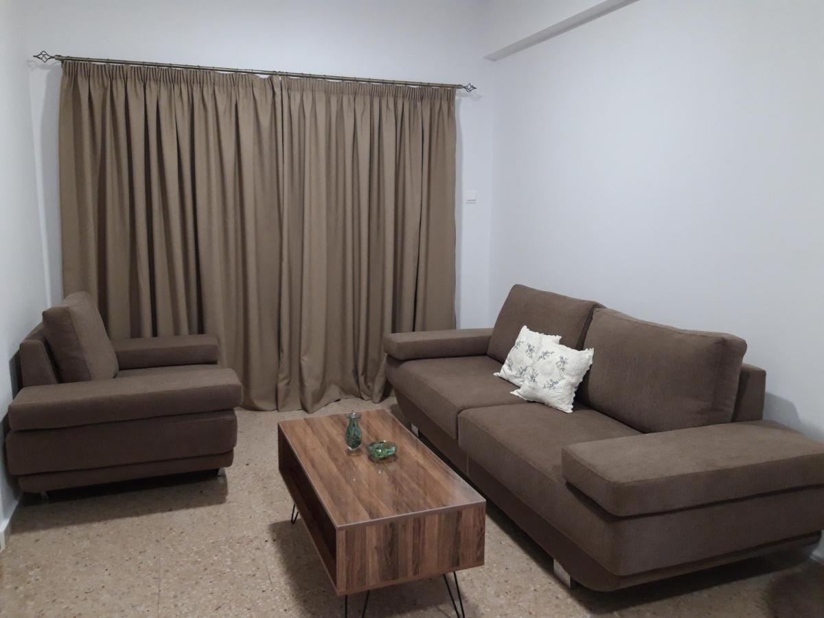 Costas Two-Bedroom Ground Floor Apartment Paphos 外观 照片